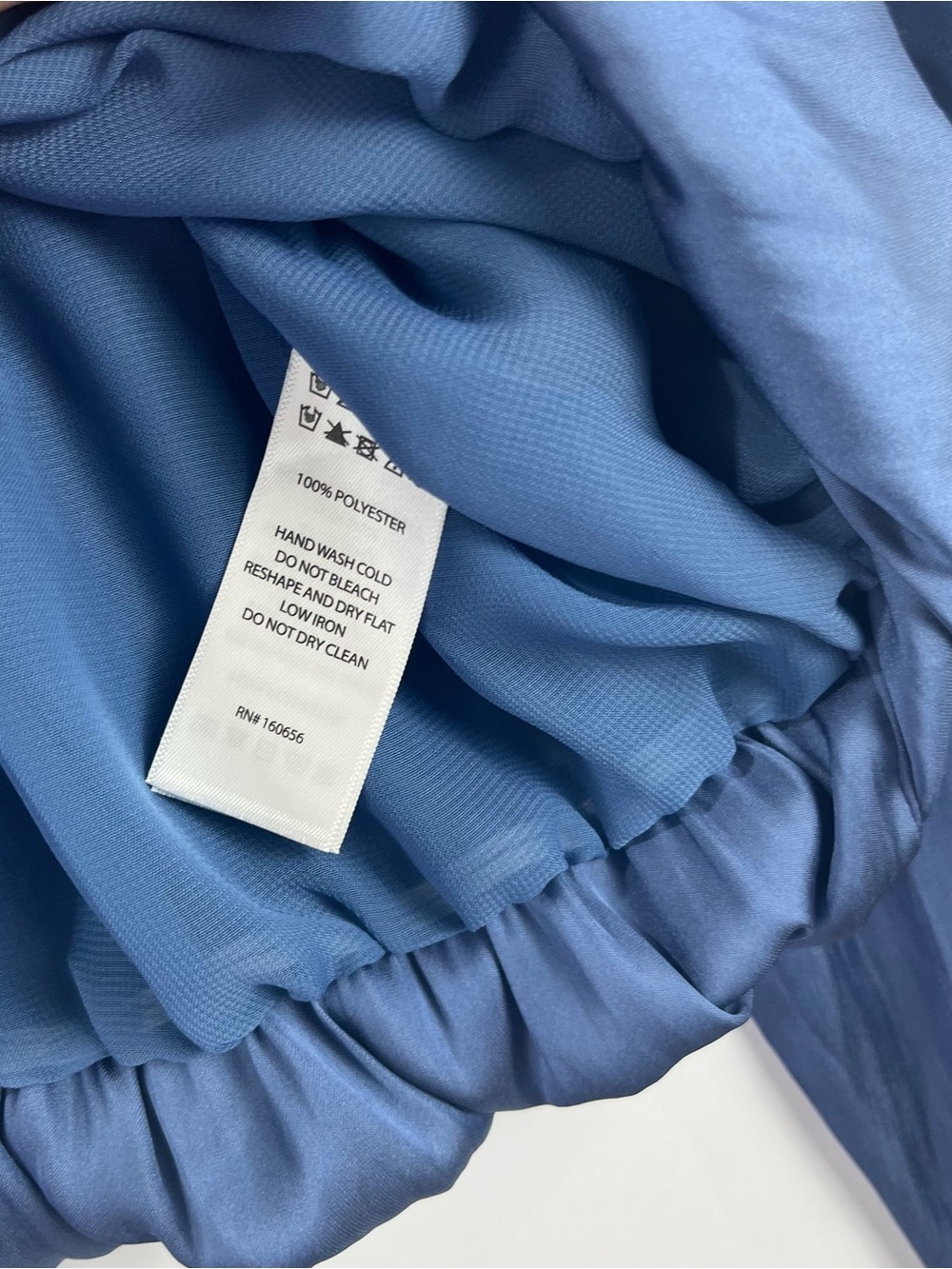 Sincerely Jules NWT L Surplice Blouson Satin Look Top - Picture 4 of 6